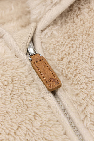 クマみみテディフリースロンパース