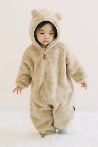 クマみみテディフリースロンパース