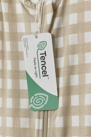 【1月8日 入荷予定】Newborn モダールスワドルスーツ