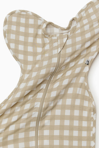 【1月8日 入荷予定】Newborn モダールスワドルスーツ